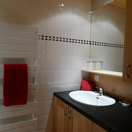 - Studio 464 Apartment *